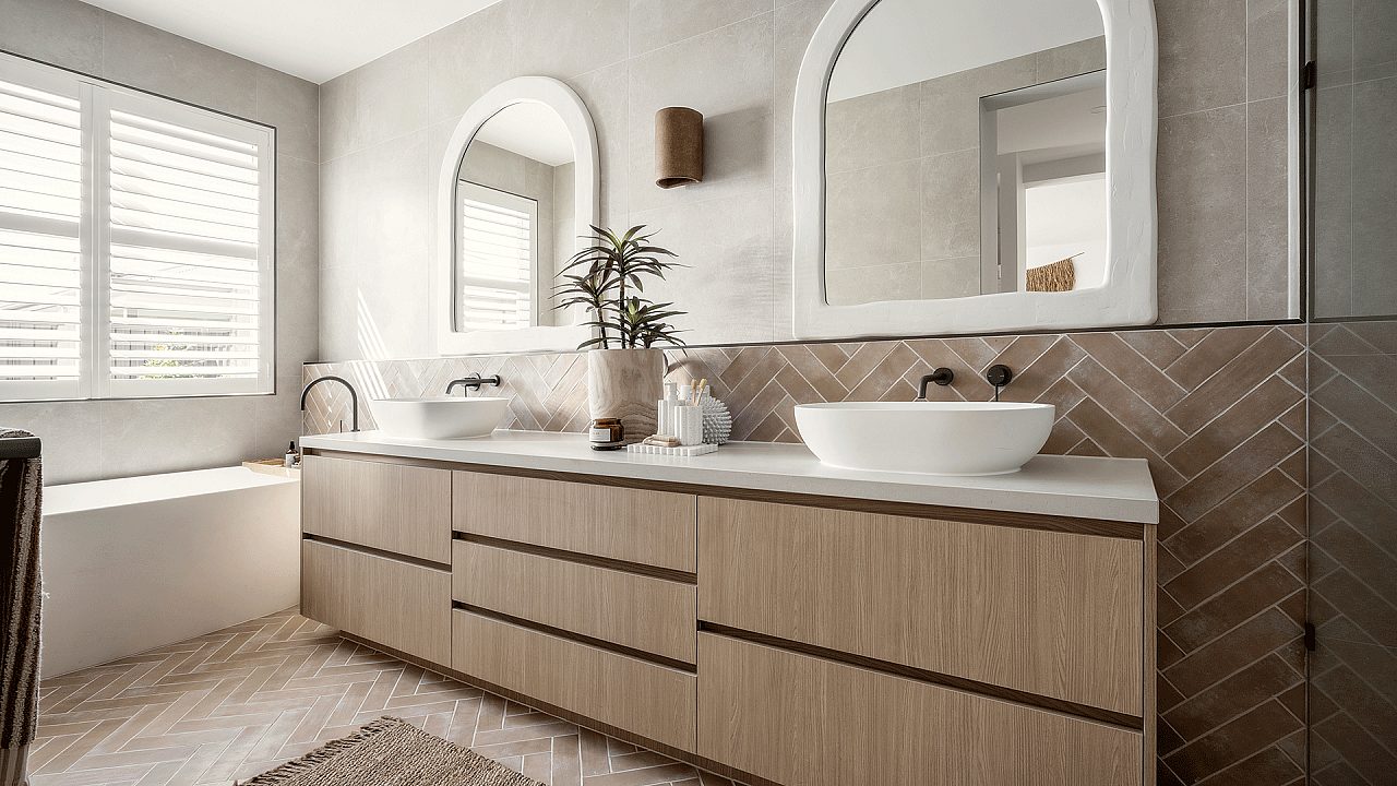 Elmont 32 Bathroom